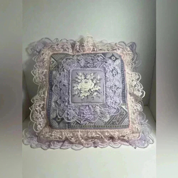 Vintage Cottage-core Lace Embroidered/ Quilted Pillow - Picture 3 of 6
